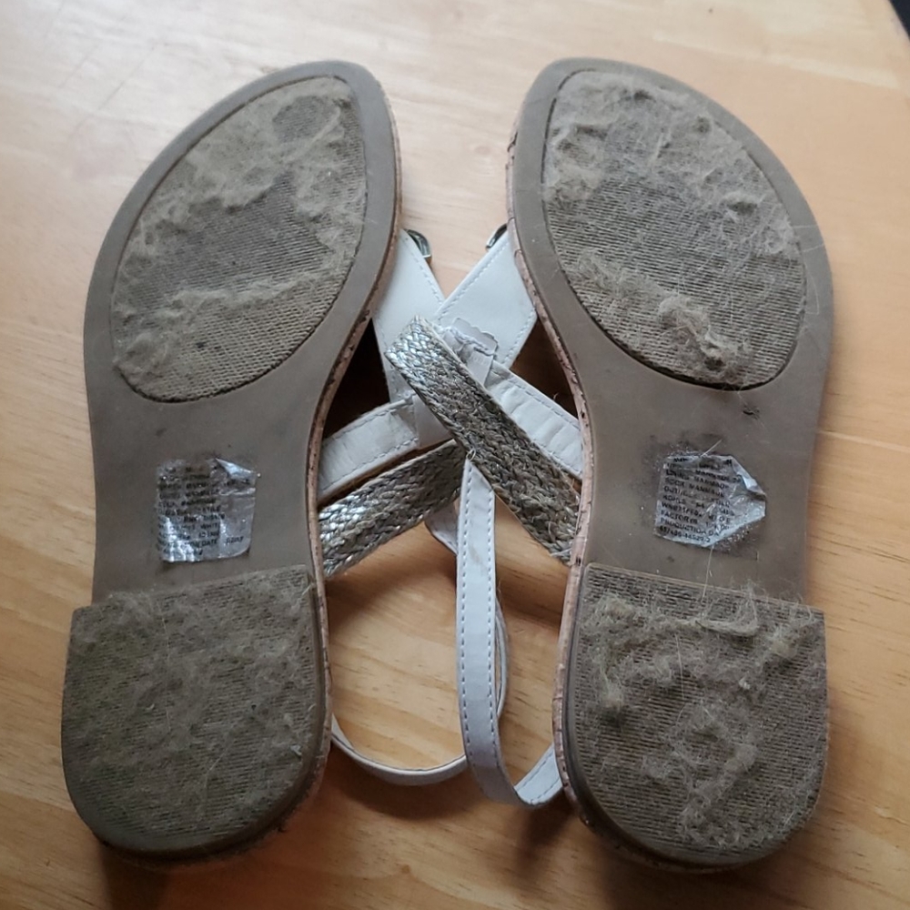 Sandals - Picture 4 of 4